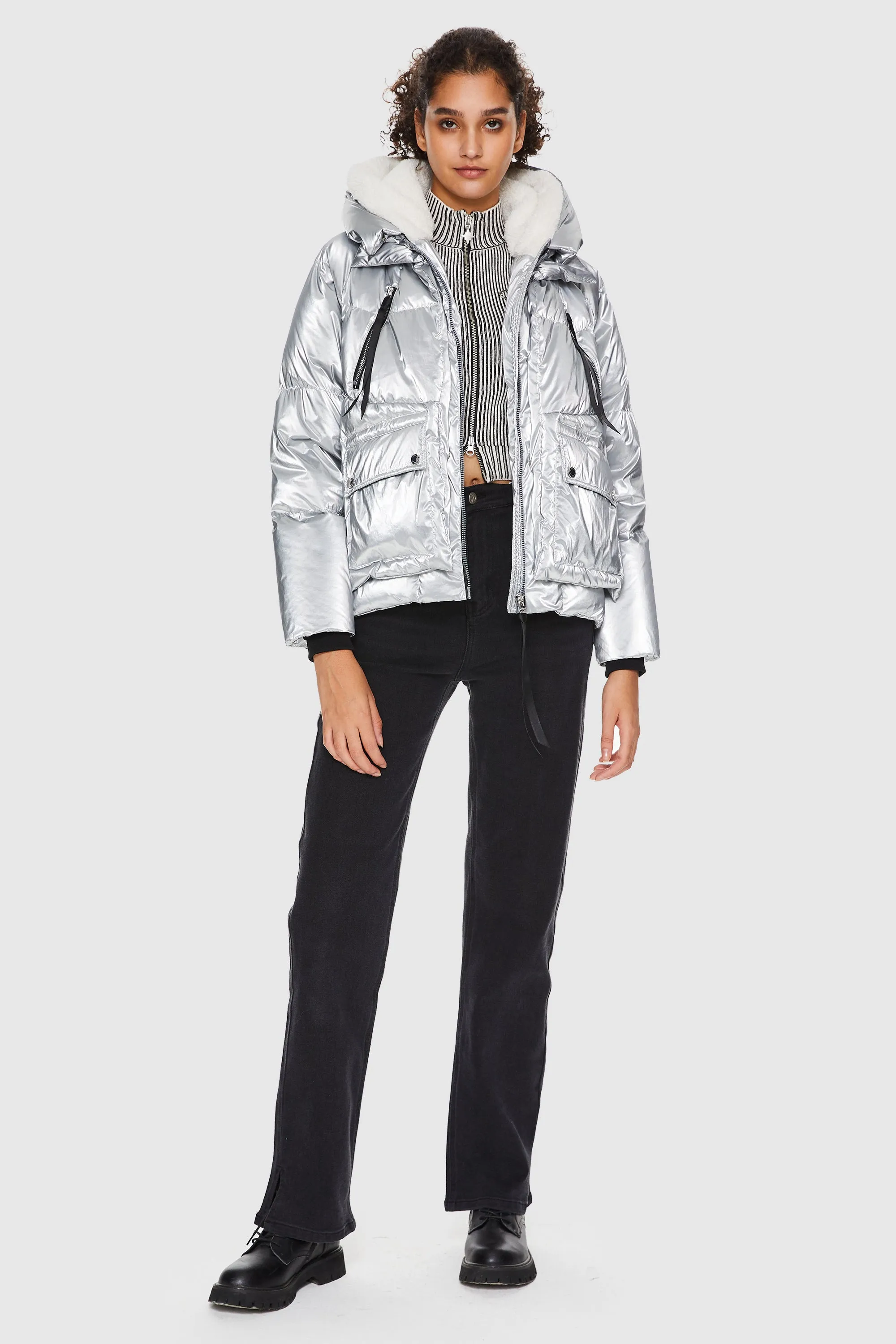 092 Cosmos Cropped Metallic Down Jacket