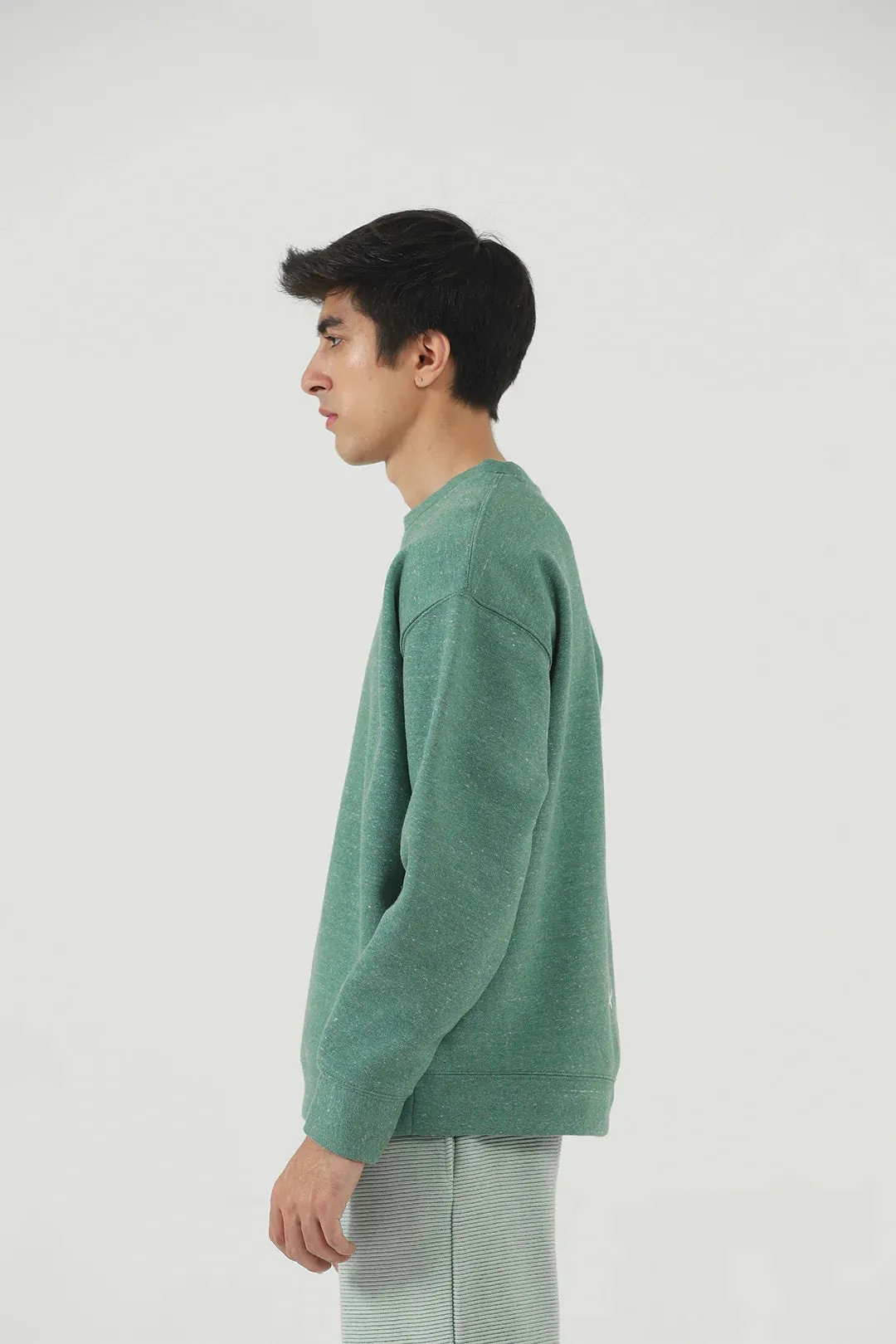 BASIC OVERSIZED SWEATSHIRT