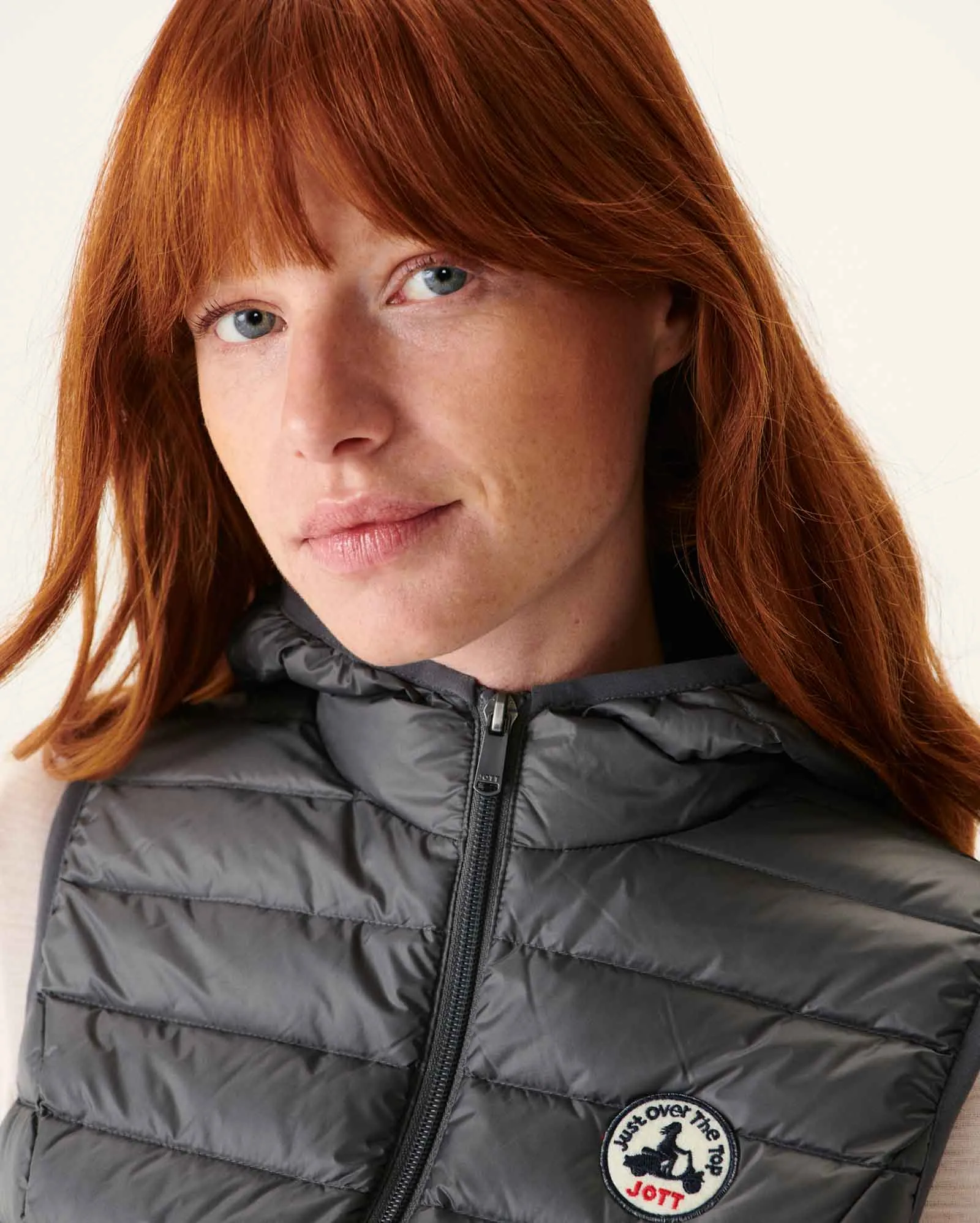 Light sleeveless down jacket Anthracite Mali